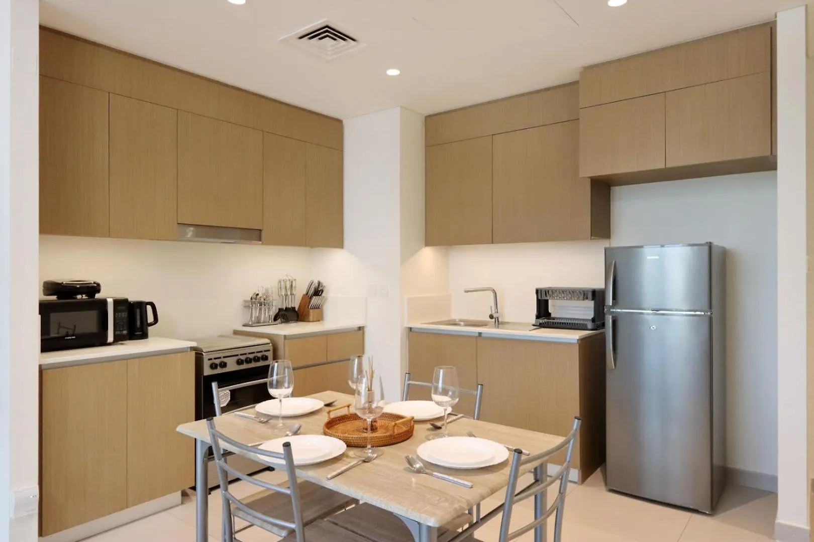 Apartment Livbnb-Plush Summer 2Br Unit At Creek Beach Dubai