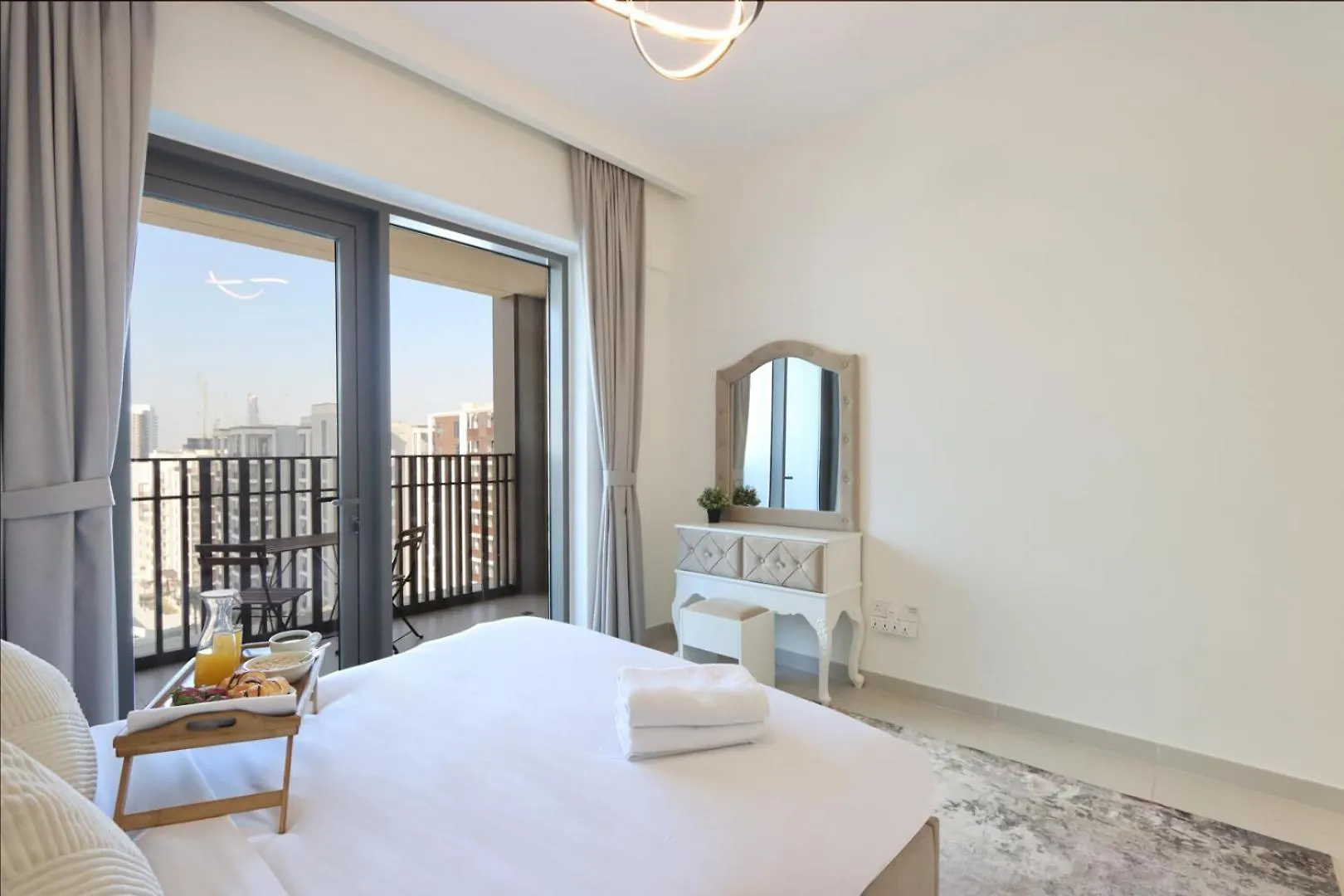 Apartment Livbnb-Plush Summer 2Br Unit At Creek Beach Dubai United Arab Emirates