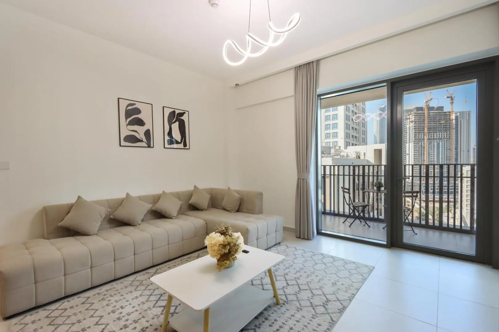Livbnb-Plush Summer 2Br Unit At Creek Beach Dubai