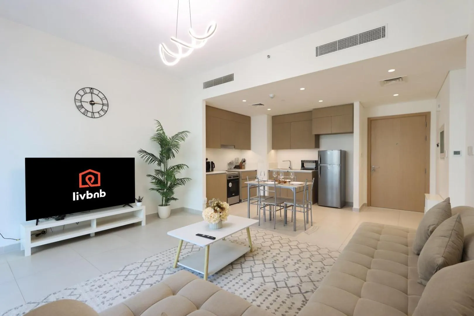 Apartment Livbnb-Plush Summer 2Br Unit At Creek Beach Dubai